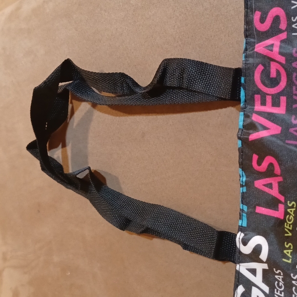 NWOT Las Vegas Nylon Tote/Purse - Picture 5 of 9